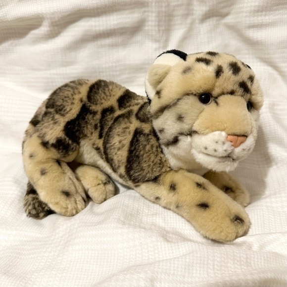 GANZ Other - Ganz Webkinz Signature Endangered Clouded Leopard Plush Toy (WKSE3004) 🐆